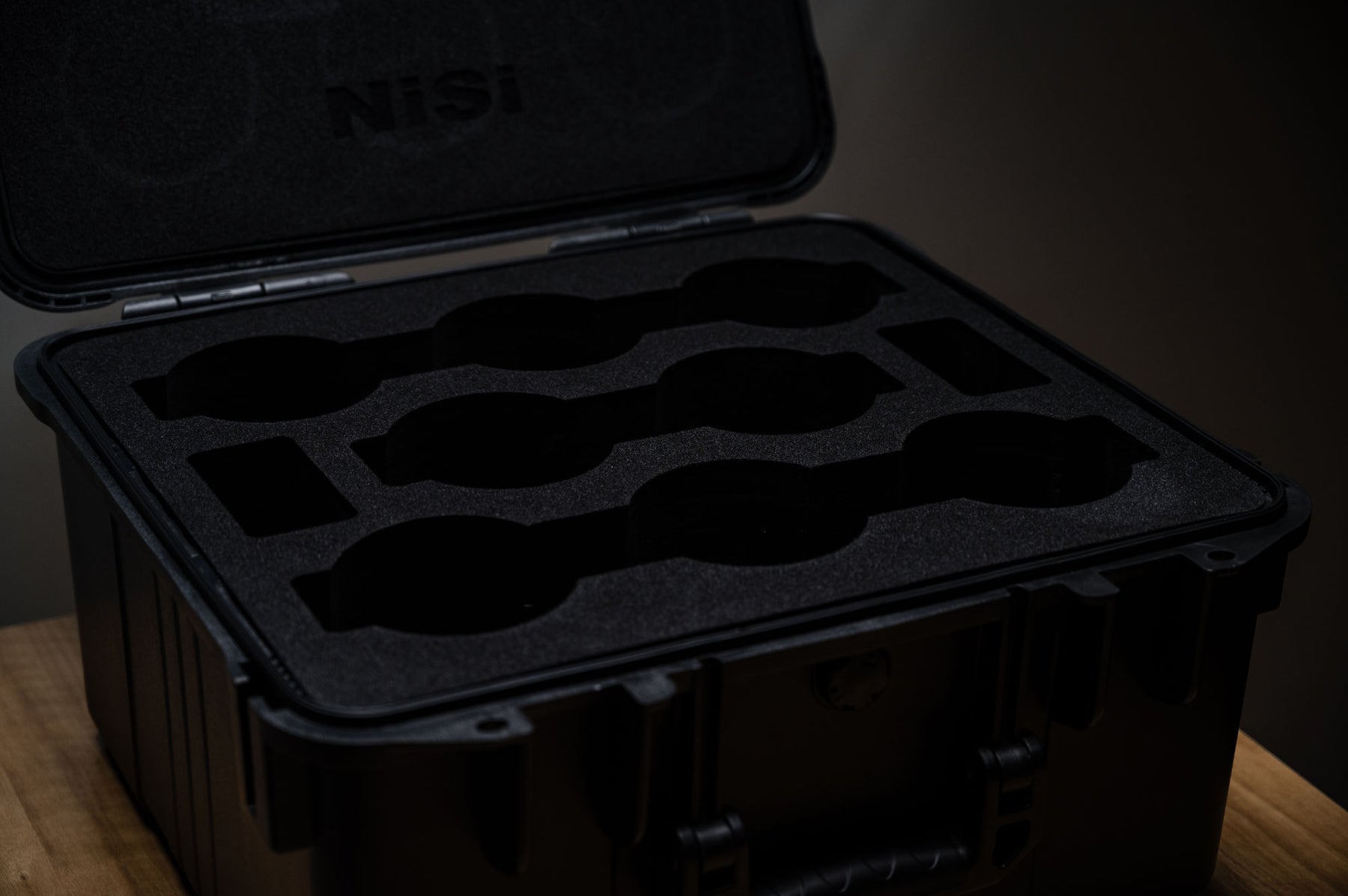 NiSi Aureus Prime Full Frame T1.4 Cinema Lens Kit - 18mm, 24mm, 35mm, 50mm, 85mm + Hard Case (PL Mount)